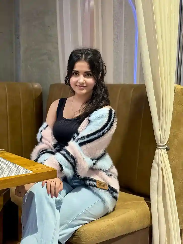 Top Rated Lucknow Escort